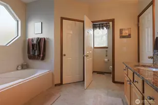 4404 Landmark Dr, Mount Vernon, WA 98274 - Photo 22