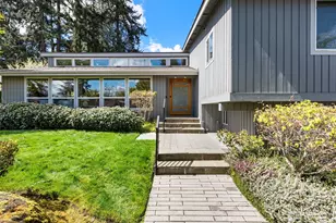 1465 185th Ave NE, Bellevue, WA 98008 - Photo 2