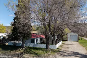 274 Corral St, Winthrop, WA 98862 - Photo 4