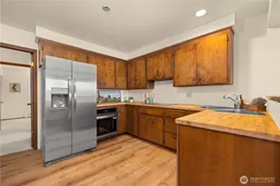 3702 S 194th St, SeaTac, WA 98188 - Photo 8