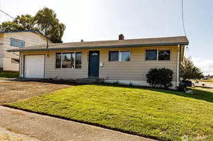 1515 NE 3rd Ave, Oak Harbor, WA 98277 - Photo 2