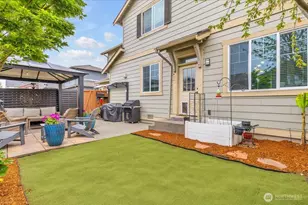 1008 31st St NW, Puyallup, WA 98371 - Photo 8