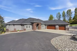 19810 NW 61st Ave, Ridgefield, WA 98642 - Photo 2