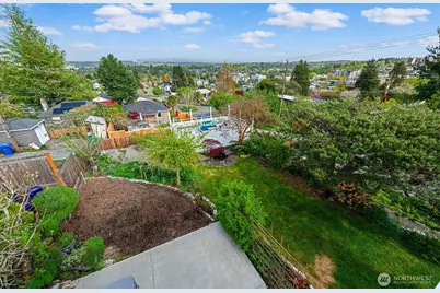 4060 39th Avenue SW, Seattle, WA 98116 - Photo 32