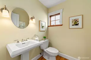 4060 39th Ave SW, Seattle, WA 98116 - Photo 12