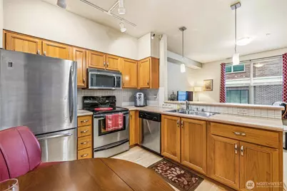 910 Harris Avenue #208, Bellingham, WA 98225 - Photo 6