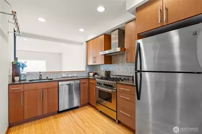 5232 California Avenue SW #C, Seattle, WA 98136 - Photo 16