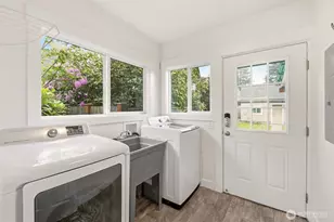 2309 State St, Everett, WA 98201 - Photo 10