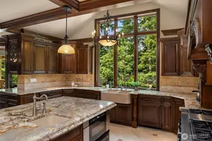 20450 NE 71st St, Redmond, WA 98053 - Photo 16