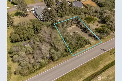 148 Marine View Drive SE, Ocean Shores, WA 98569 - Photo 1