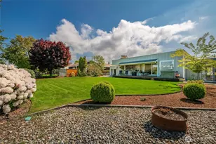 8105 Cowichan Rd, Blaine, WA 98230 - Photo 10