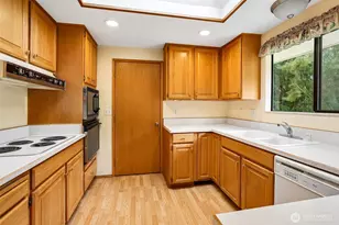 620 SE Kramer Pl, Issaquah, WA 98027 - Photo 6
