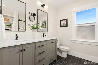 2821 NW 65th Street, Seattle, WA 98117 - Photo 20