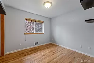 942 Walker Ave, Oak Harbor, WA 98277 - Photo 22