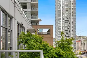 588 Bell St, Seattle, WA 98121 - Photo 10