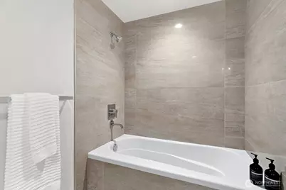 588 Bell Street #801s, Seattle, WA 98121 - Photo 8