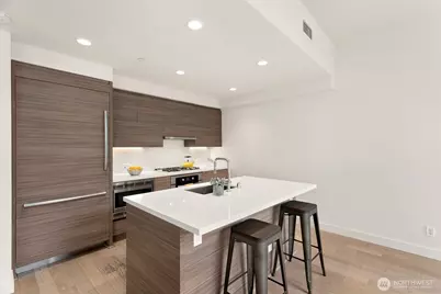 588 Bell Street #801s, Seattle, WA 98121 - Photo 6