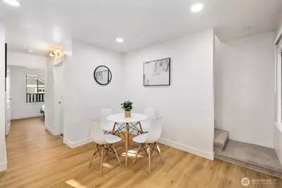 7132 34th Avenue SW, Seattle, WA 98126 - Photo 8