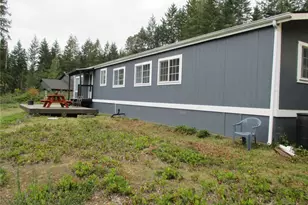 2250 Lost Creek Ln NW NW, Bremerton, WA 98312 - Photo 4