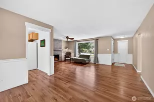 27 Crescent Cir SW, Lakewood, WA 98499 - Photo 8