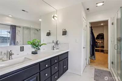 19301 SE 16th Street, Sammamish, WA 98075 - Photo 18