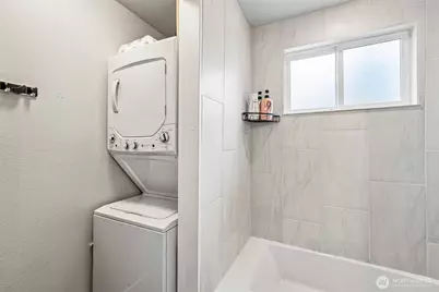 921 130th Street SW #H201, Everett, WA 98204 - Photo 14
