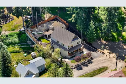 306 W Montana Avenue, Roslyn, WA 98941 - Photo 4