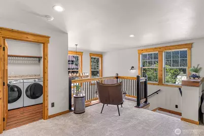 306 W Montana Avenue, Roslyn, WA 98941 - Photo 18