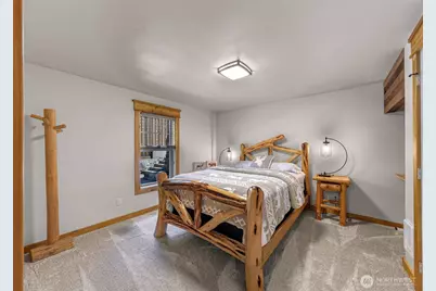 306 W Montana Avenue, Roslyn, WA 98941 - Photo 32