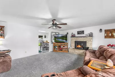 2305 Lilac SE, Lacey, WA 98503 - Photo 8
