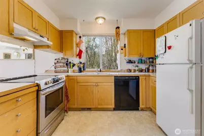 1222 S Sheridan Avenue, Tacoma, WA 98405 - Photo 4