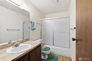 4616 NE 201st Pl, Lake Forest Park, WA 98155 - Photo 24