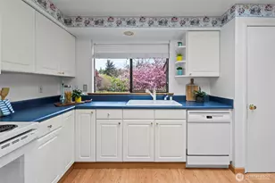 5061 NW Lakeness, Poulsbo, WA 98370 - Photo 10