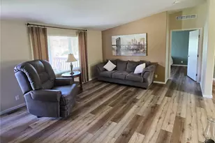 269 E Laurel, Bellingham, WA 98226 - Photo 4