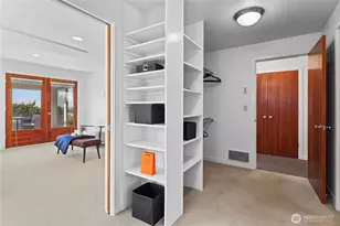 4640 Somerset Pl SE, Bellevue, WA 98006 - Photo 22