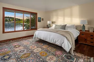 2095 Rose Point Ln, Kirkland, WA 98033 - Photo 10