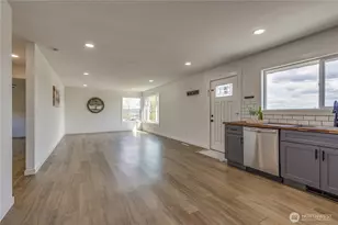 1324 E Fairbanks St, Tacoma, WA 98404 - Photo 6
