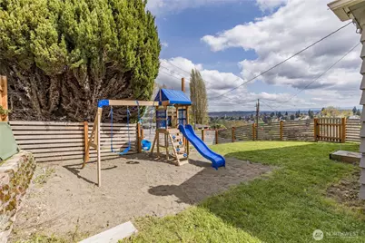 1324 E Fairbanks Street, Tacoma, WA 98404 - Photo 18