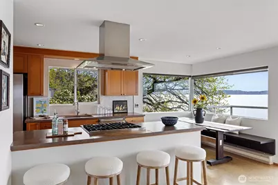 7125 & 7123 Beach Drive SW, Seattle, WA 98136 - Photo 10