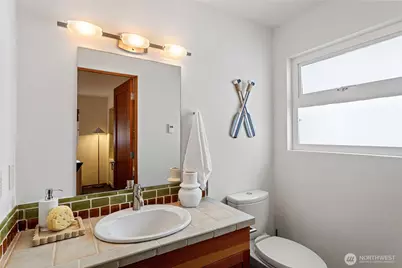 7125 & 7123 Beach Drive SW, Seattle, WA 98136 - Photo 20