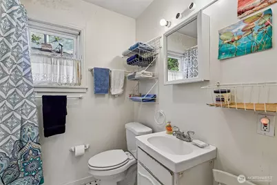 6830 27th Avenue NE, Seattle, WA 98115 - Photo 20