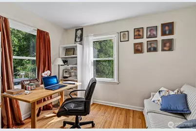 6830 27th Avenue NE, Seattle, WA 98115 - Photo 18