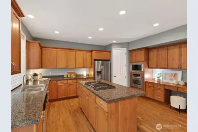 9403 222nd Avenue NE, Redmond, WA 98053 - Photo 10