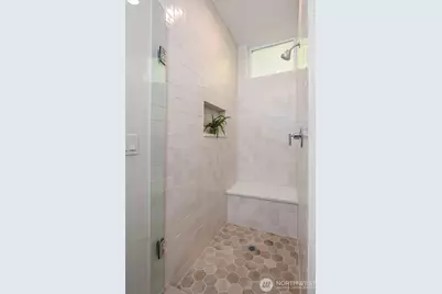 1755 E Howell Street, Seattle, WA 98122 - Photo 18
