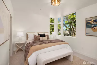 1755 E Howell Street, Seattle, WA 98122 - Photo 14