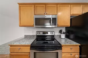 750 N 143rd St, Seattle, WA 98133 - Photo 6