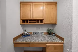 750 N 143rd St, Seattle, WA 98133 - Photo 14