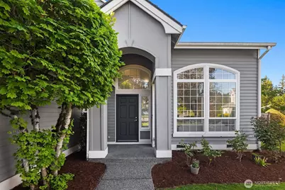 2462 238th Place NE, Sammamish, WA 98074 - Photo 2
