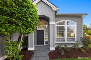 2462 238th Pl NE, Sammamish, WA 98074 - Photo 2
