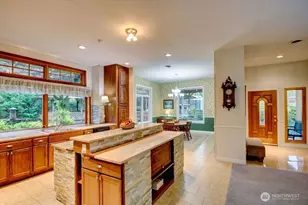 21214 Wildwood Pl, Sedro Woolley, WA 98284 - Photo 2
